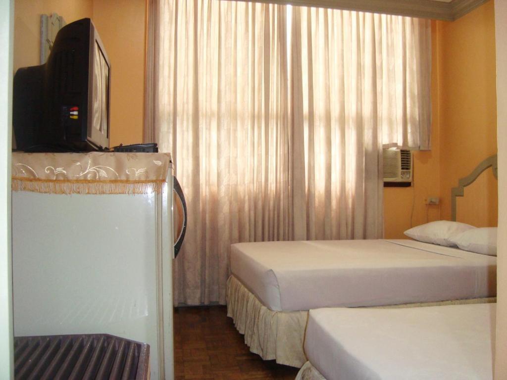 Cebu Northwinds Hotel Room photo