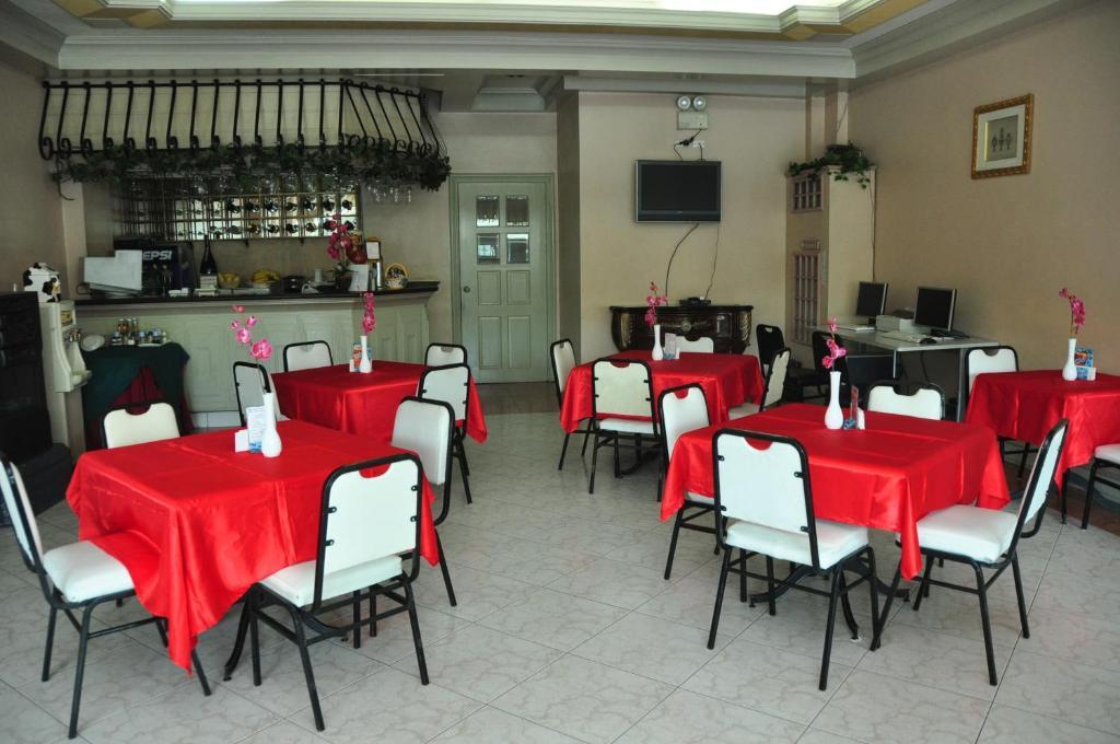 Cebu Northwinds Hotel Exterior photo